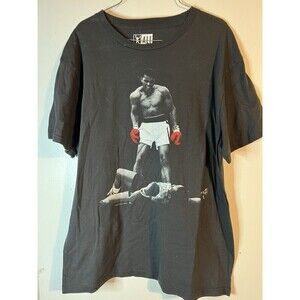Mohamed Ali Men’s Xl Tshirt
